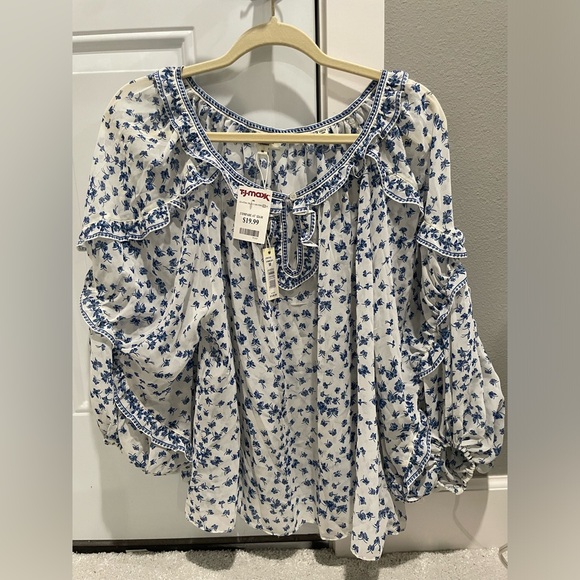 Max Studio London (TJ Maxx brand) - Picture 3 of 3